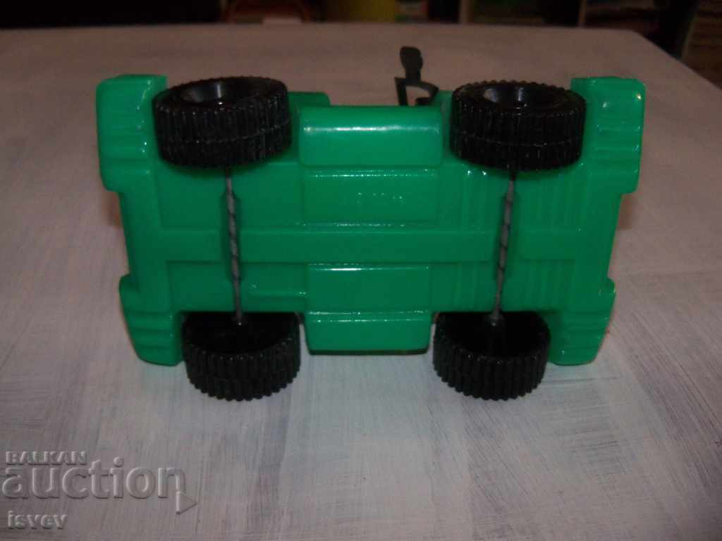Green plastic buggy social toy in excellent condition - 7 Green plastic buggy social toy in excellent condition - 7