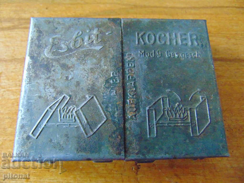 Authentic Wehrmacht Esbit mod 9 dry alcohol camping stove