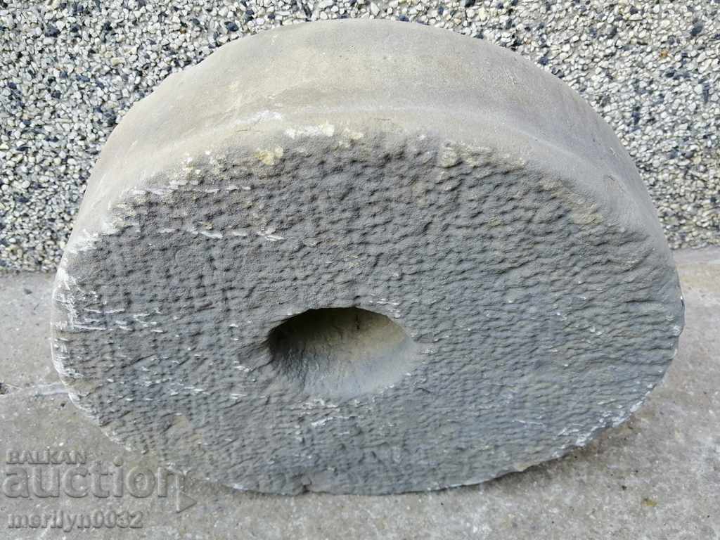 Delivery of An old stone disc, a casting wheel Delivery of An old stone disc, a casting wheel