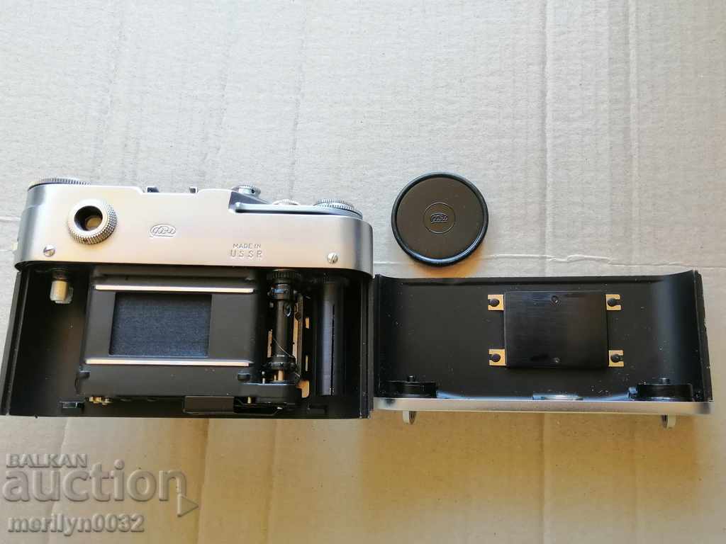 Delivery of FED-4 Camera with Case, USSR Photo Delivery of FED-4 Camera with Case, USSR Photo