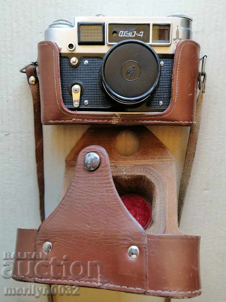 Aparat foto FED - 4 cu husă, foto URSS