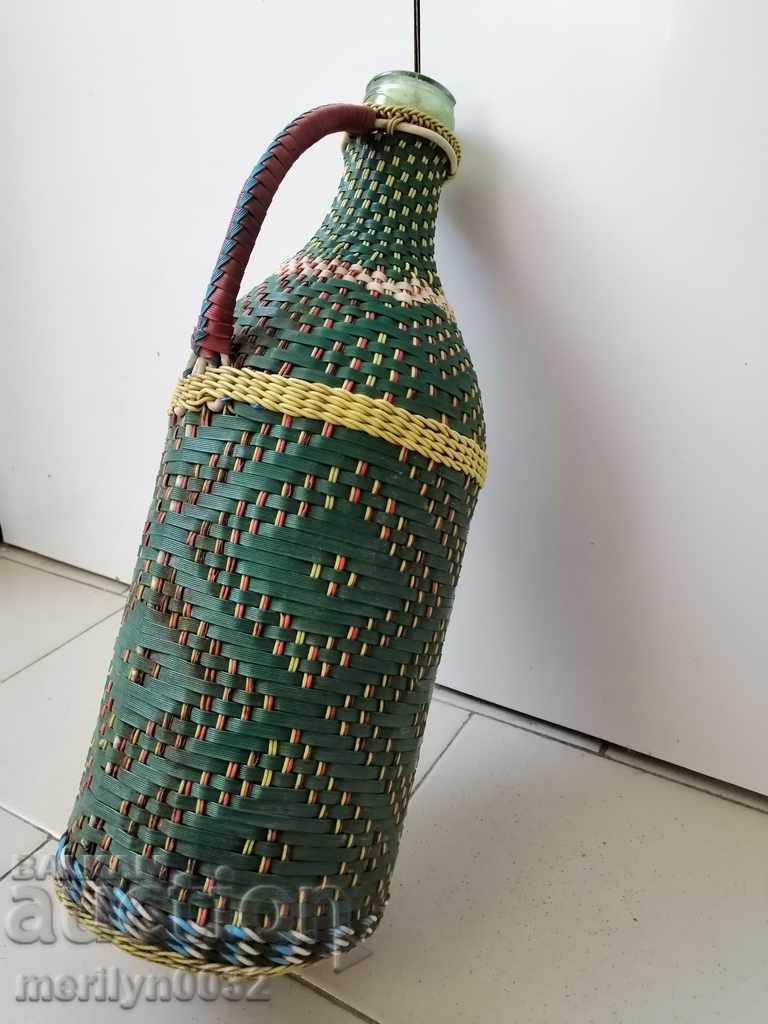 A glass-coated daisagan from the time of a knit wool with price 40.00 BGN | € 20.45 A glass-coated daisagan from the time of a knit wool with price 40.00 BGN | € 20.45