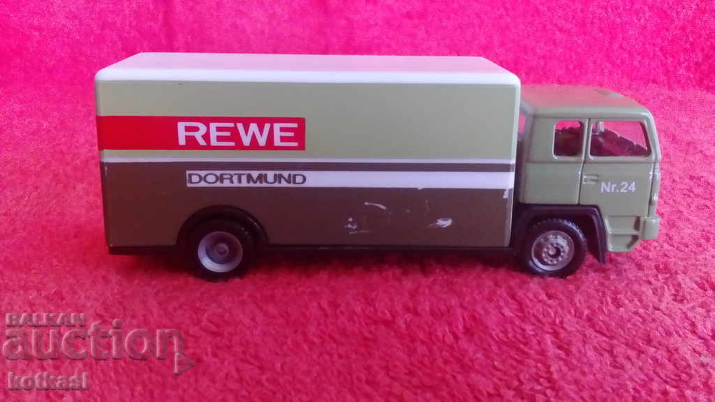 Old toy truck metal plastic China