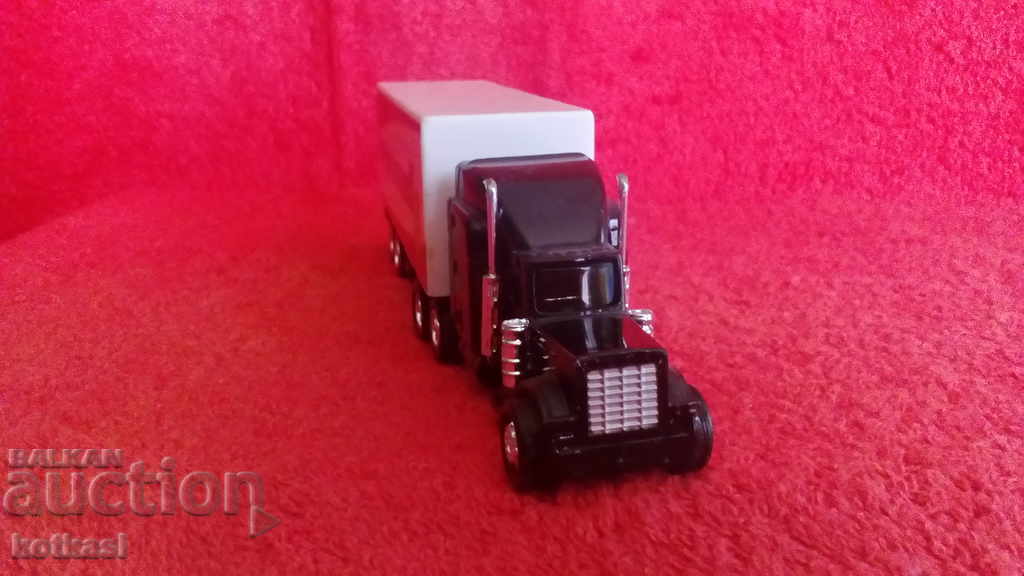 Δημοπρασία Παλιό παιχνίδι διαφημιστικό ελαστικό φορτηγών μεταλλικό πλαστικό Κίνα Δημοπρασία Παλιό παιχνίδι διαφημιστικό ελαστικό φορτηγών μεταλλικό πλαστικό Κίνα