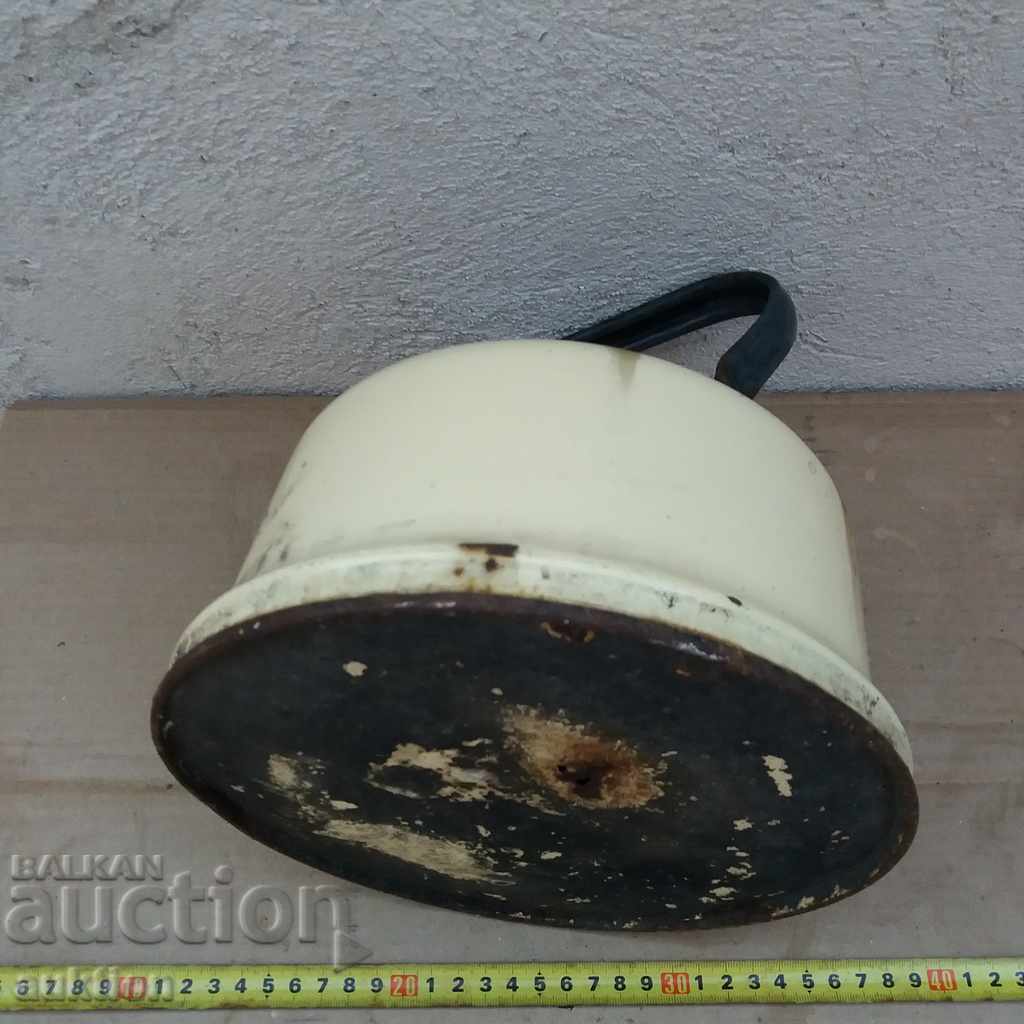 SOC ENAMELED WATER KETTLE - 7 SOC ENAMELED WATER KETTLE - 7