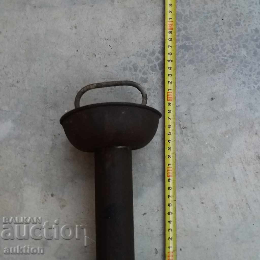 Auction OLD LIQUID PUMP - METAL Auction OLD LIQUID PUMP - METAL