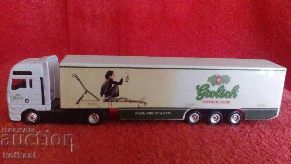 Delivery of Old Toy Advertising Truck Tire Plastic Metal China Delivery of Old Toy Advertising Truck Tire Plastic Metal China