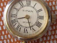 Old watch '' Titan de lux ''