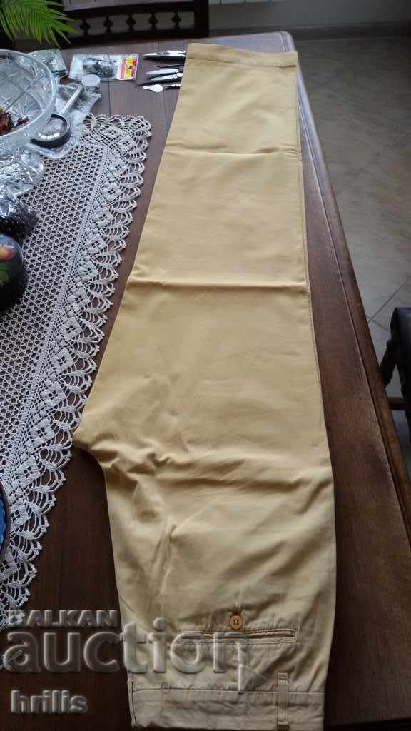 Delivery of MEN'S SPORTY-ELEGANT TROUSERS, CLASSIC - PERKINS Delivery of MEN'S SPORTY-ELEGANT TROUSERS, CLASSIC - PERKINS