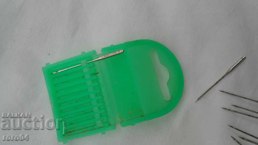 SEWING MACHINE NEEDLES - 5 SEWING MACHINE NEEDLES - 5