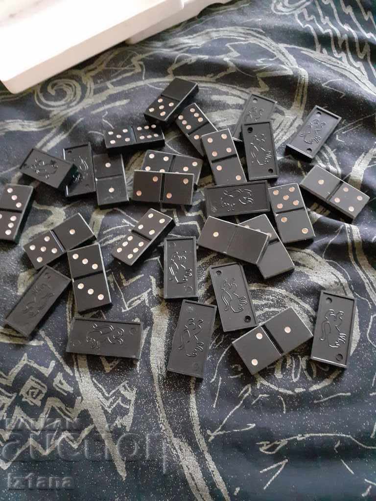 Auction An old domino Auction An old domino