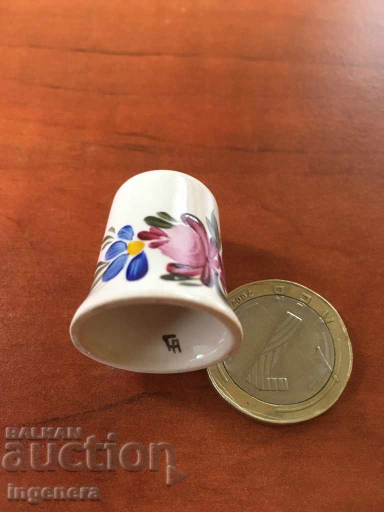 Thimble porcelain with price 5.00 BGN | € 2.56 Thimble porcelain with price 5.00 BGN | € 2.56