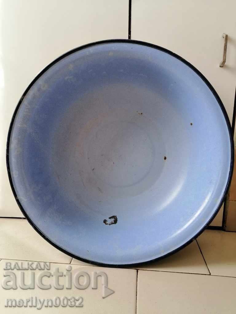 Εμαγιέ μπολ, δίσκος με μια επιγραφή Kolarovgrad, δοχείο με σμάλτο με τιμή 49.00 BGN | € 25.05 Εμαγιέ μπολ, δίσκος με μια επιγραφή Kolarovgrad, δοχείο με σμάλτο με τιμή 49.00 BGN | € 25.05