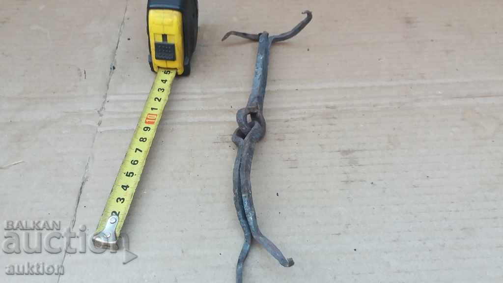 BALANȚĂ FORJATĂ MASIVĂ DE LA PORȚA REÎNVĂȚIRII - 7 BALANȚĂ FORJATĂ MASIVĂ DE LA PORȚA REÎNVĂȚIRII - 7