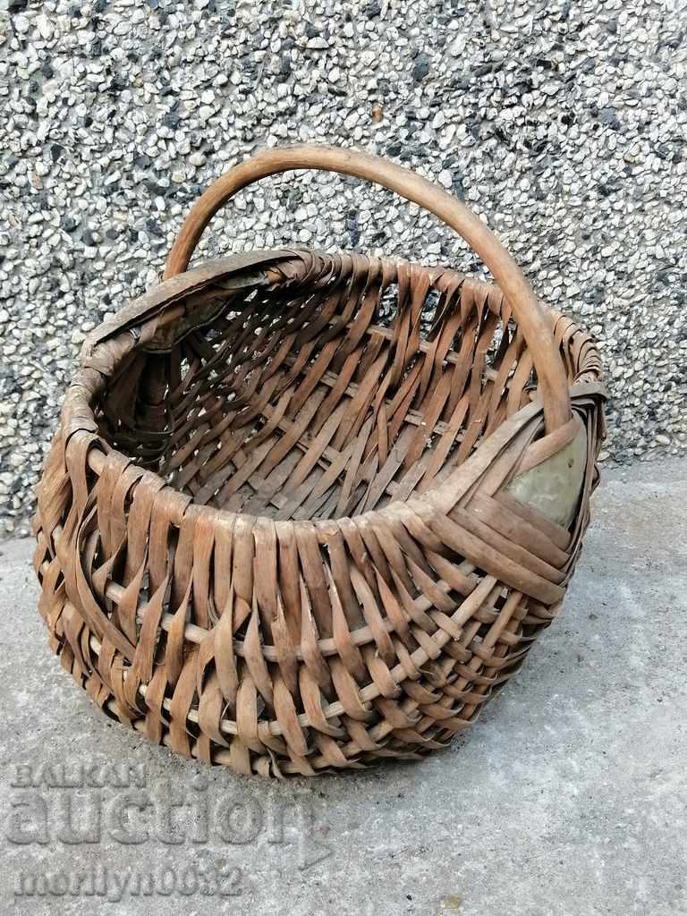 Παράδοση Παλιό ψάθινο καλάθι, ξύλινο, καλάθι, πάνελ Παράδοση Παλιό ψάθινο καλάθι, ξύλινο, καλάθι, πάνελ