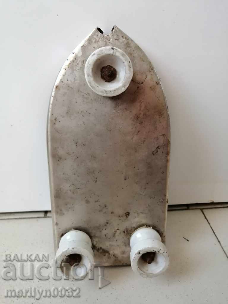 Auction  Iron holder RARE