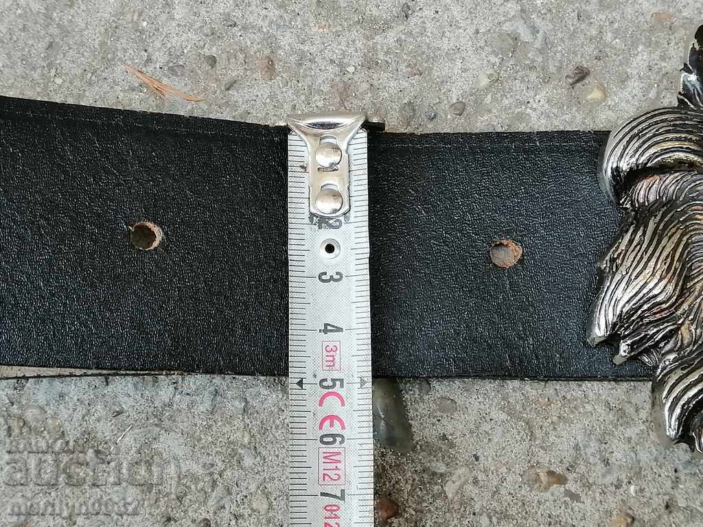 Delivery of Leather belt with buckle, lion buckle Delivery of Leather belt with buckle, lion buckle