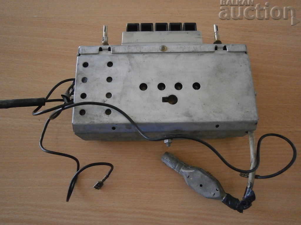 receptor radio auto vintage retro AutovoX - 5 receptor radio auto vintage retro AutovoX - 5