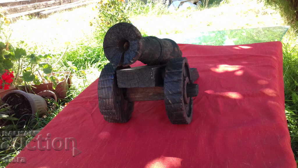 An ancient copy of a wooden top - 7