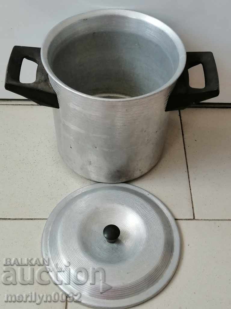 Γαλακτοκομικά αλουμινίου από τη δεκαετία του '70 με τιμή 37.00 BGN | € 18.92 Γαλακτοκομικά αλουμινίου από τη δεκαετία του '70 με τιμή 37.00 BGN | € 18.92