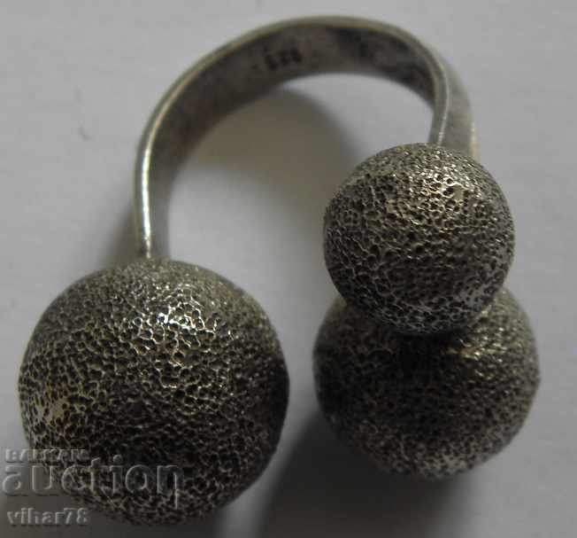 Delivery of silver ring