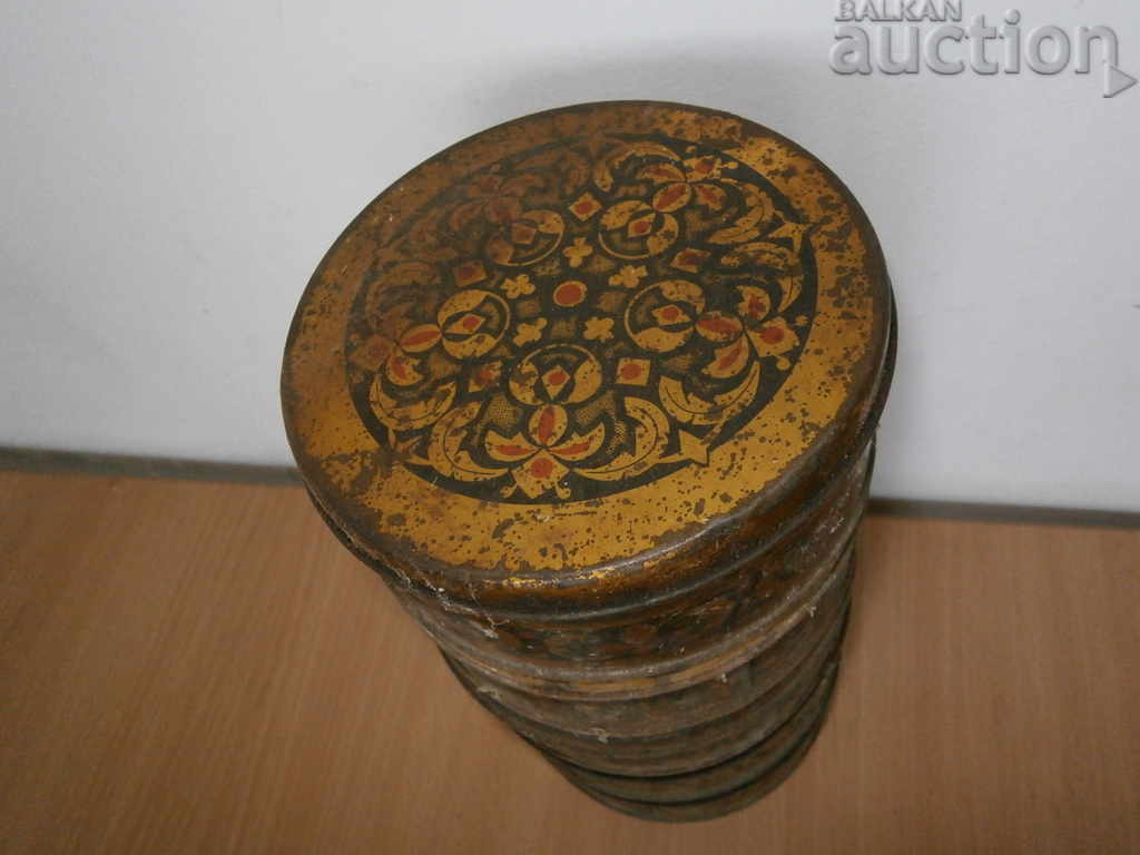 lot vintage retro metal boxes 60s with price 31.00 BGN | € 15.85