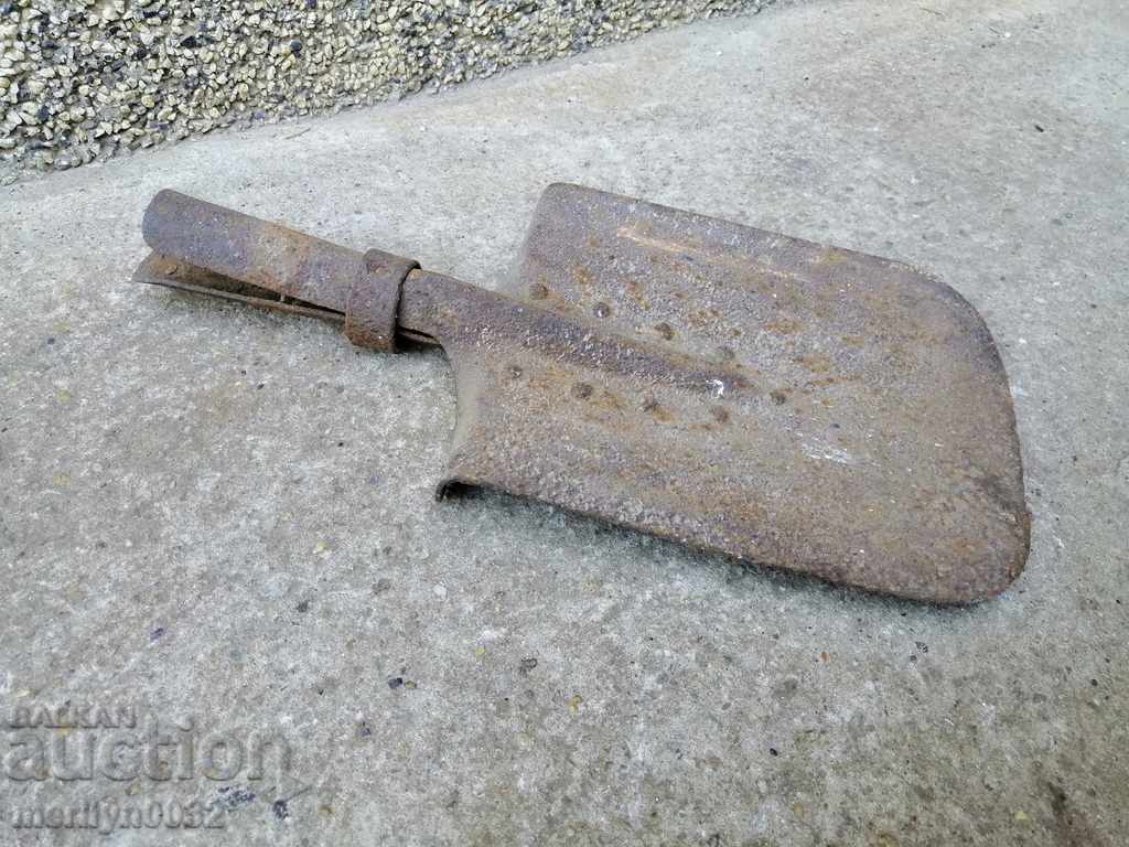 Old Right Shovel, Wrought Iron First World WW1 with price 52.00 BGN | € 26.59 Old Right Shovel, Wrought Iron First World WW1 with price 52.00 BGN | € 26.59