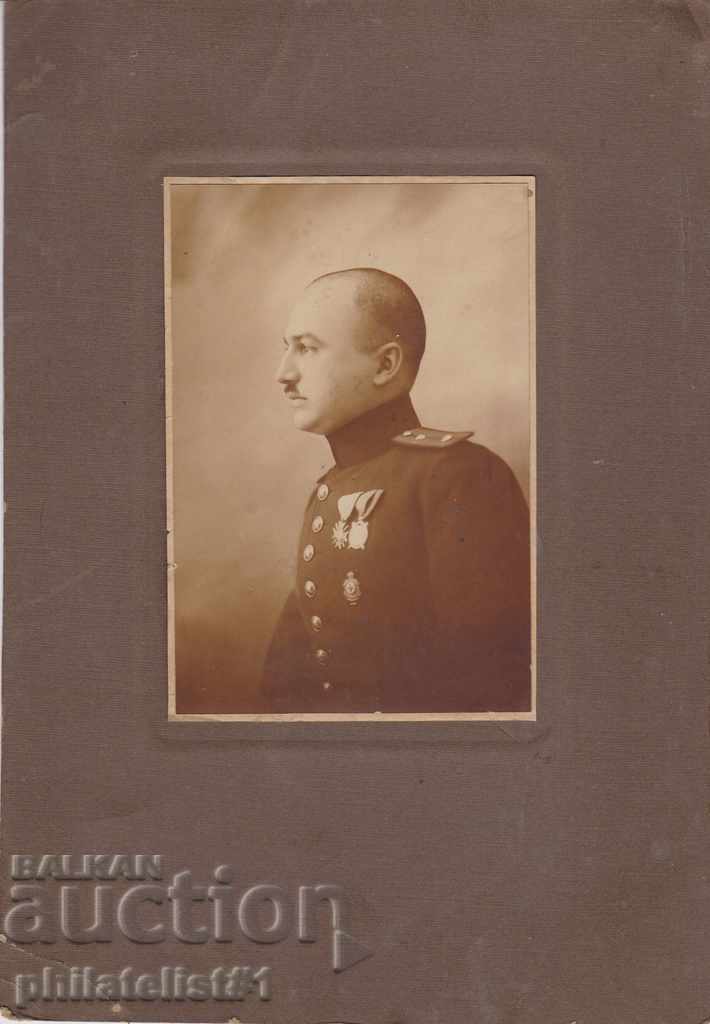 OLD PHOTO 1926 Officer - DOCTOR with orders 10:15 cm. with price 35.00 BGN | € 17.90 OLD PHOTO 1926 Officer - DOCTOR with orders 10:15 cm. with price 35.00 BGN | € 17.90