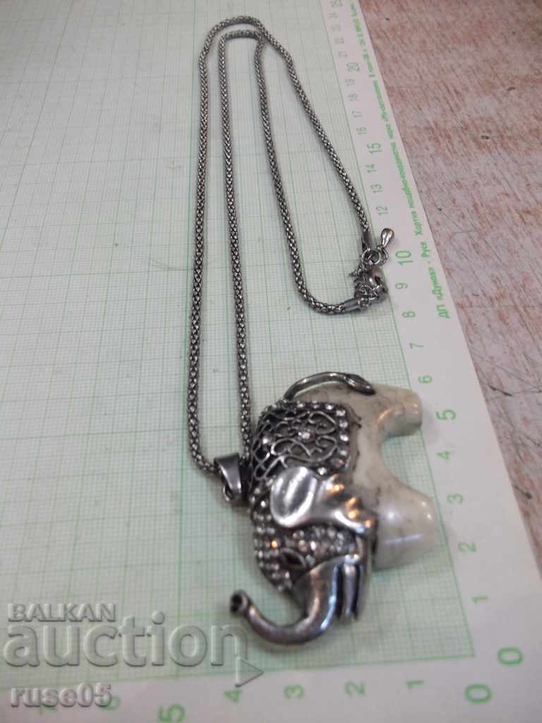Delivery of Elephant pendant with chain Delivery of Elephant pendant with chain