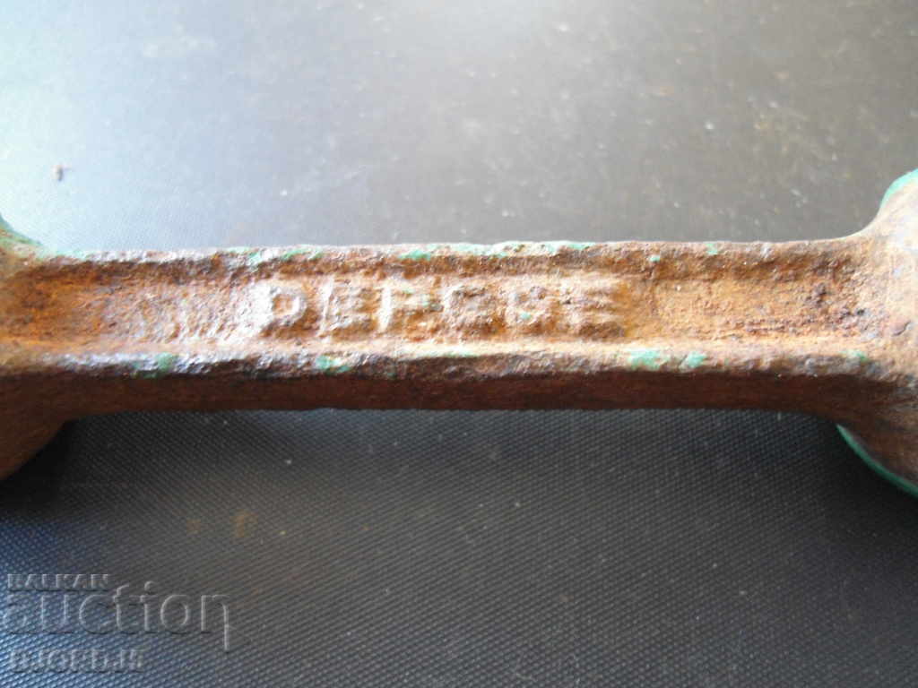 Cheie universală veche, hex cu preț 5.00 BGN | € 2.56 Cheie universală veche, hex cu preț 5.00 BGN | € 2.56