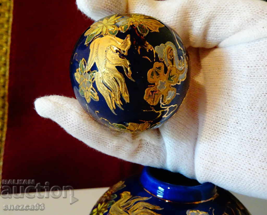 Vase Chinese porcelain, gold, cobalt, geisha, phoenix. - 5 Vase Chinese porcelain, gold, cobalt, geisha, phoenix. - 5