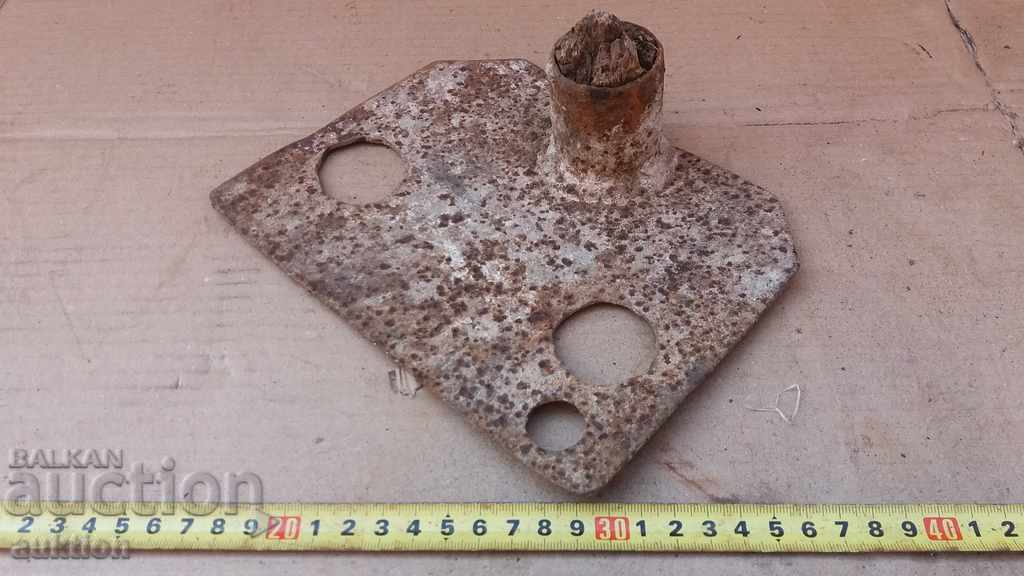 OLD MASONRY PICK FOR MIXING LIME - 7