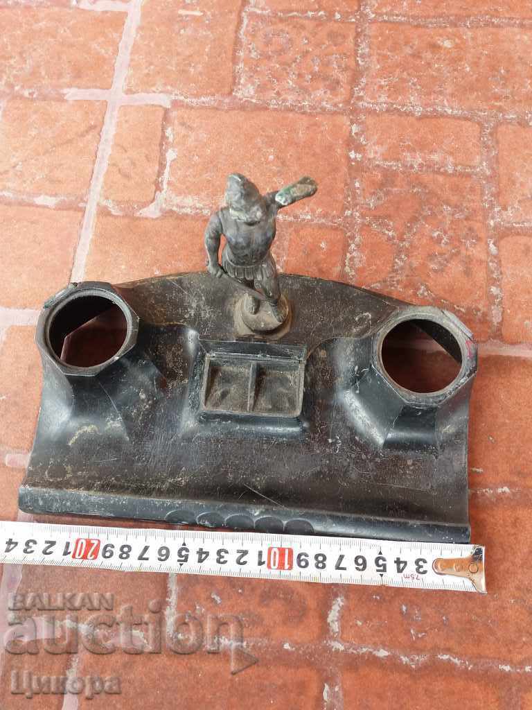 Delivery of OLD METAL INKER FIGURE STATUTE ROME