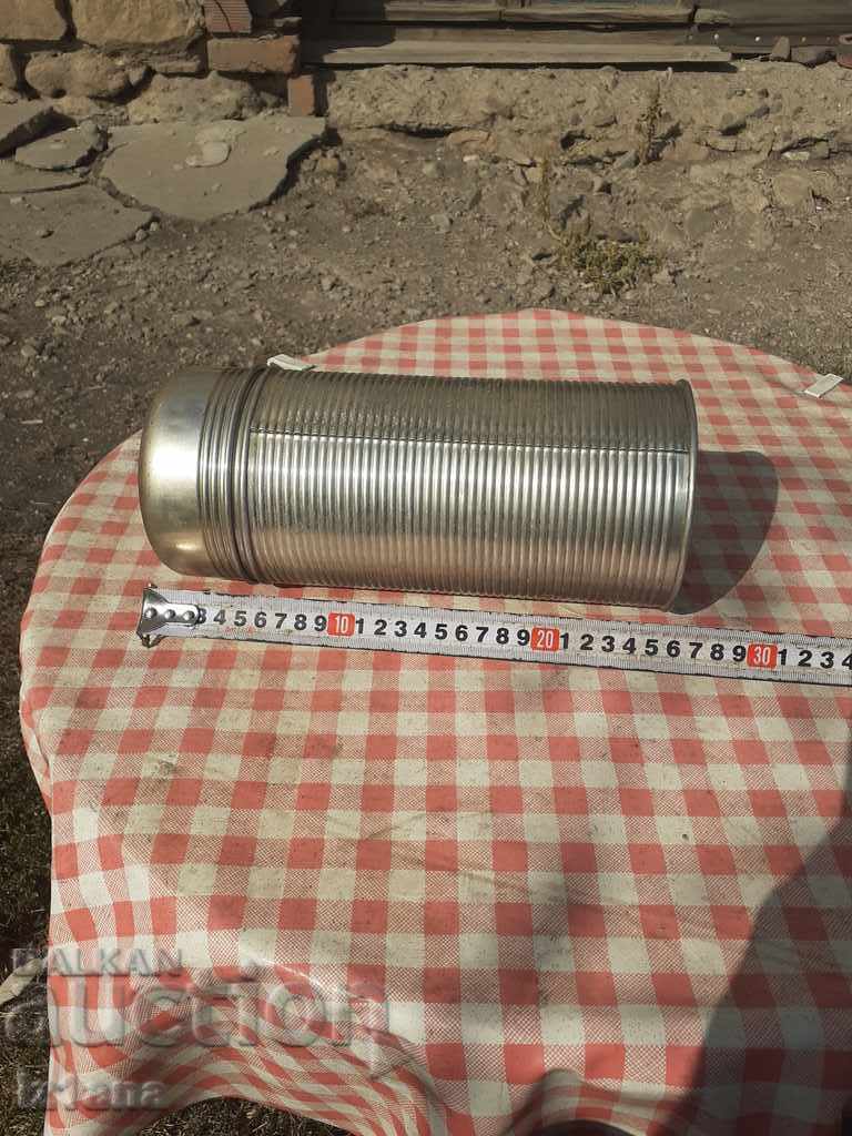 Delivery of Old thermos, thermal box Delivery of Old thermos, thermal box