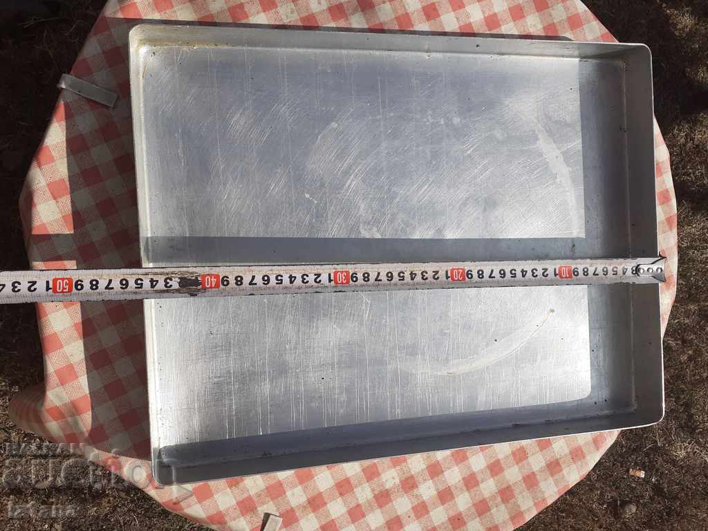 Auction Old aluminum tray Auction Old aluminum tray