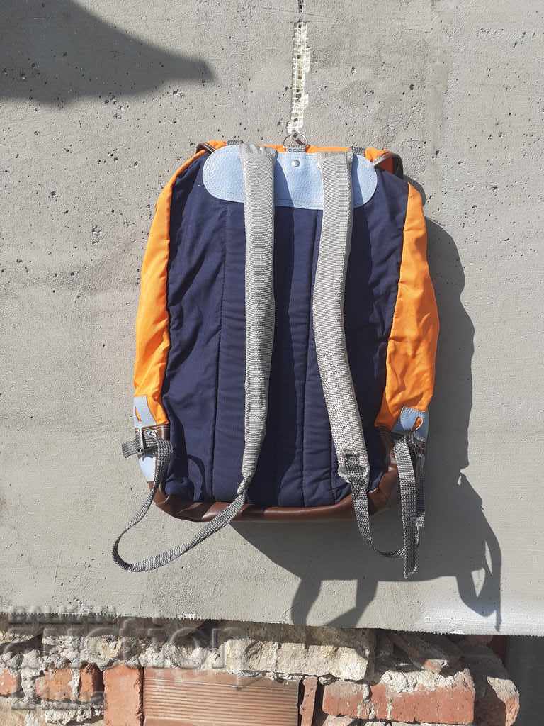 Δημοπρασία Παλιό σακίδιο, σακίδιο BTS Δημοπρασία Παλιό σακίδιο, σακίδιο BTS