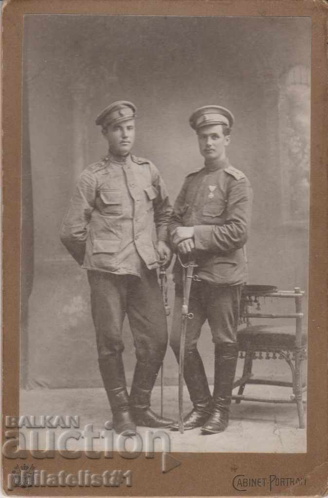 FOTO VECHI circa 1913 Ofițeri cu săbii rr 9,5: 14,5 cm.
