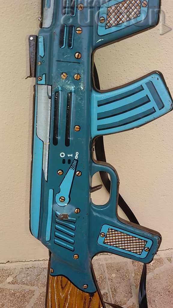 Δημοπρασία παιχνίδι μέταλλο φύλλο Kalashnikov AK 47 τουφέκι Δημοπρασία παιχνίδι μέταλλο φύλλο Kalashnikov AK 47 τουφέκι