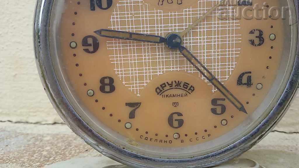 Παράδοση Ρολόι εταιρίας με ελέφαντα Παράδοση Ρολόι εταιρίας με ελέφαντα