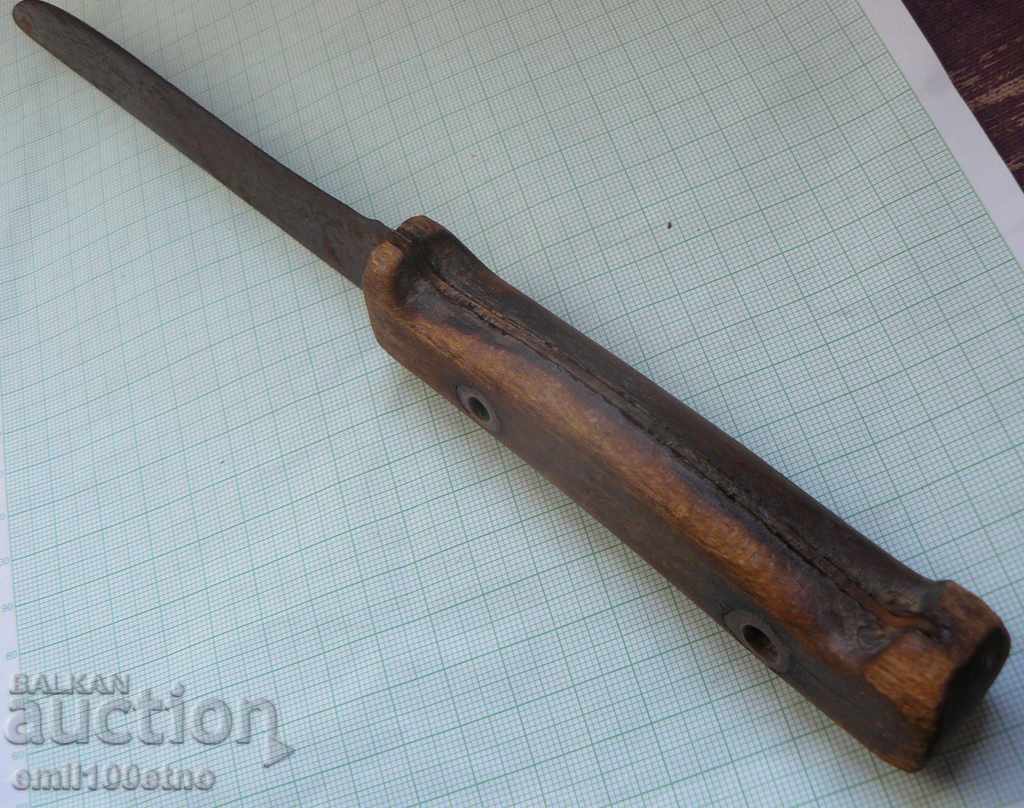 An old knife - 5 An old knife - 5