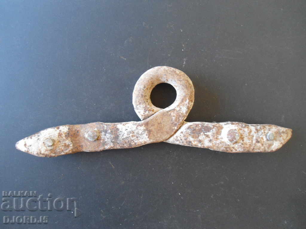 Old boiler hinge with price 2.00 BGN | € 1.02 Old boiler hinge with price 2.00 BGN | € 1.02