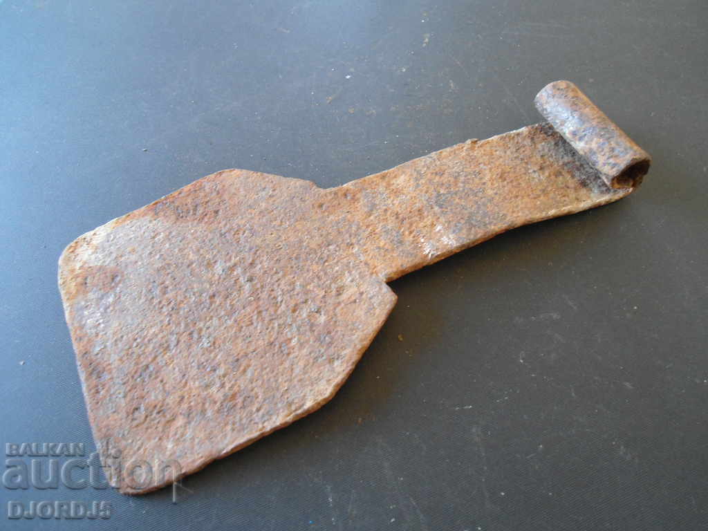 Старо сечиво с цена 2.00 лв. | € 1.02 Старо сечиво с цена 2.00 лв. | € 1.02