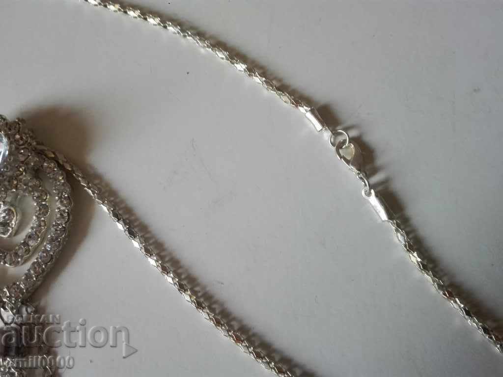 Licitație Colier 3. Licitație Colier 3.