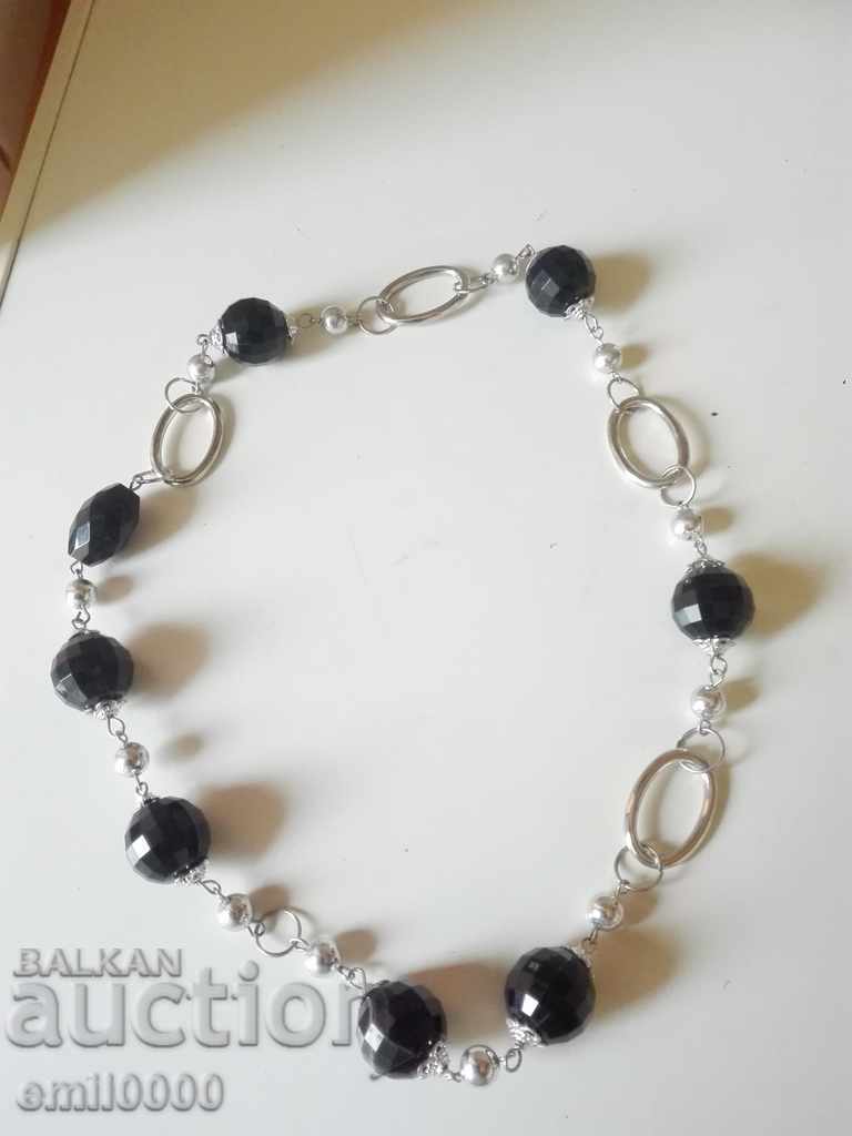 Delivery of Necklace 4. Delivery of Necklace 4.