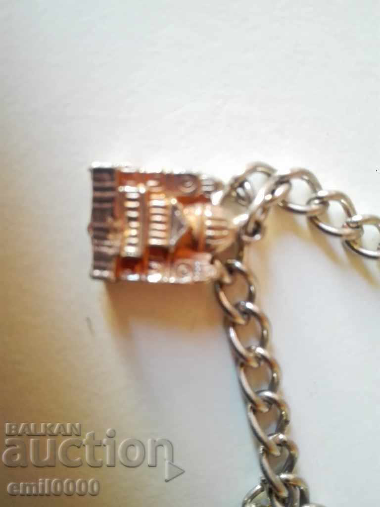 Delivery of Bracelet 3.