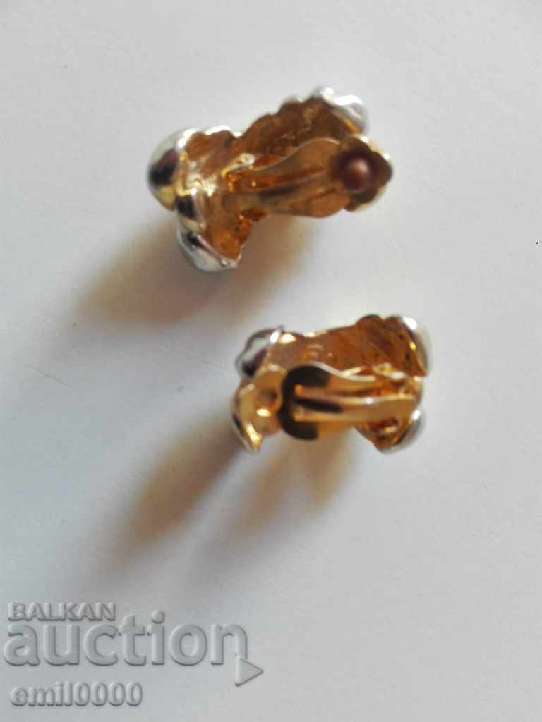 Auction  Old earrings- 3.