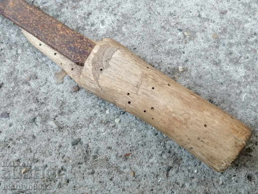 Old hand forged hammer, wrought iron blade - 5 Old hand forged hammer, wrought iron blade - 5