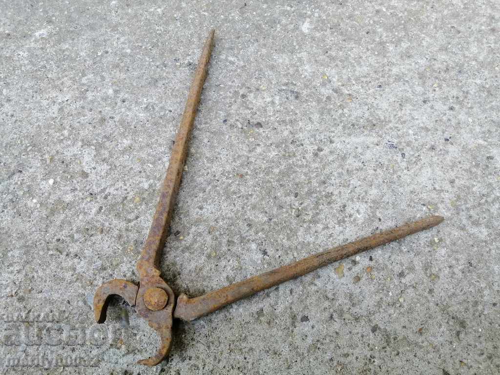 Cleste de fierar antic unealta din fier forjat tamplarie - 7