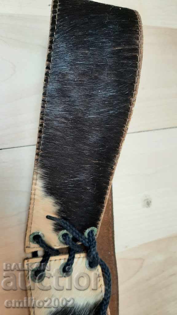 Кожен дамски баварски колан с цена 9.00 лв. | € 4.60 Кожен дамски баварски колан с цена 9.00 лв. | € 4.60