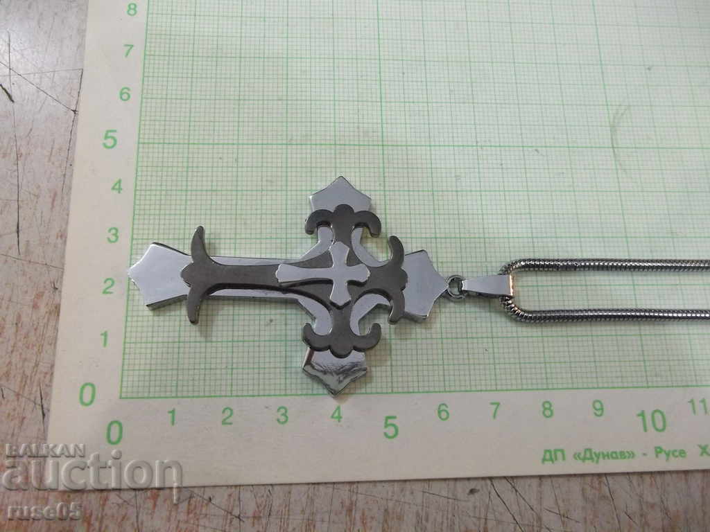 Chain with cross imitation jewelry - 2 with price 15.00 BGN | € 7.67 Chain with cross imitation jewelry - 2 with price 15.00 BGN | € 7.67